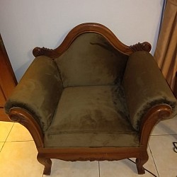 Kursi ukir garuda