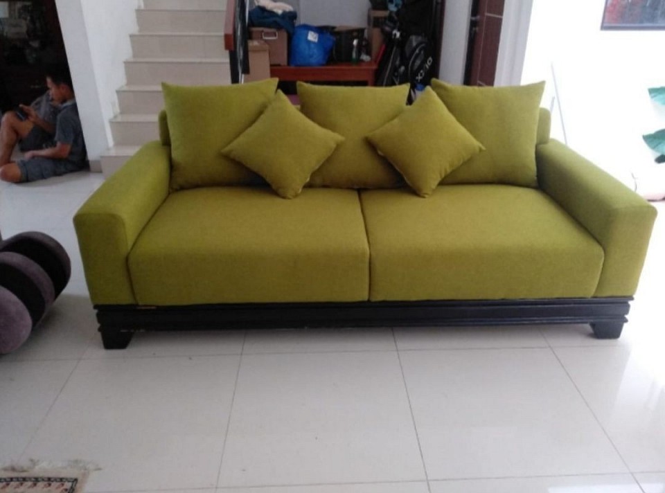 Kursi sofa minimalis